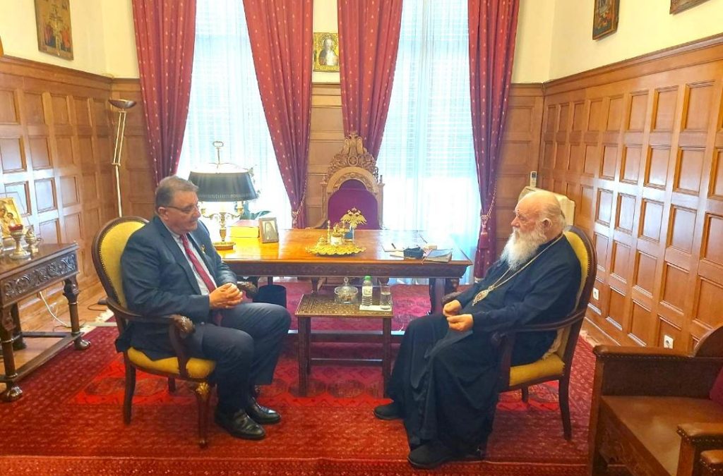 Συνάντηση Αθ. Εξαδάκτυλου με τον αρχιεπίσκοπο Αθηνών και πάσης Ελλάδος κ. Ιερώνυμο, για τη Δωρεά Οργάνων.